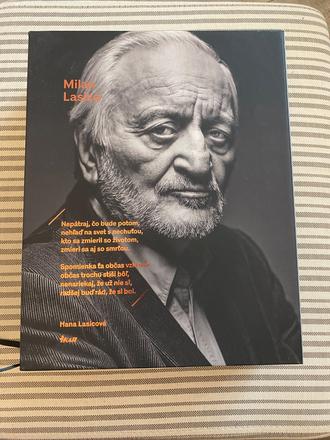 Kniha milan lasica, 