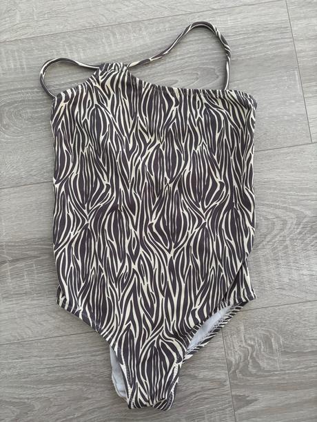 Plavky, zara,122