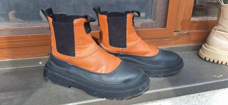 Členkove čižmy, zara,32