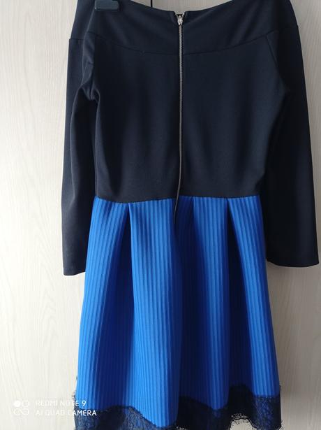 Šaty s riasenou suknou, m