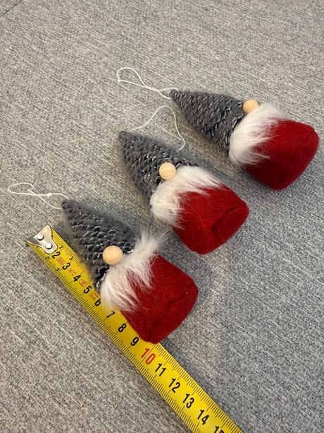 Ozdoba na vianočný stromček škriatkovia, 