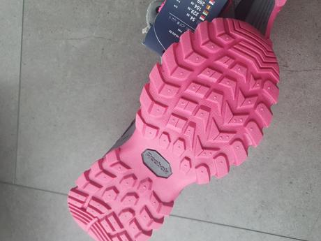 Úplne nové dievčenské turistické topánky reebok 33, reebok,33