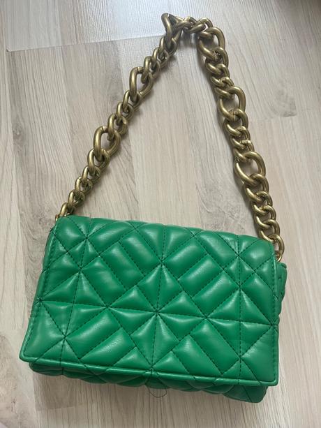 Zara zelena kabelka zlata retaz na plece, zara