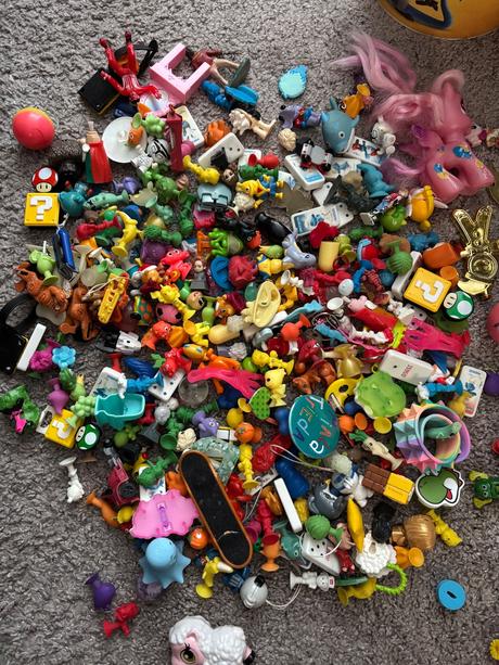 Kindervajce postavicky, 