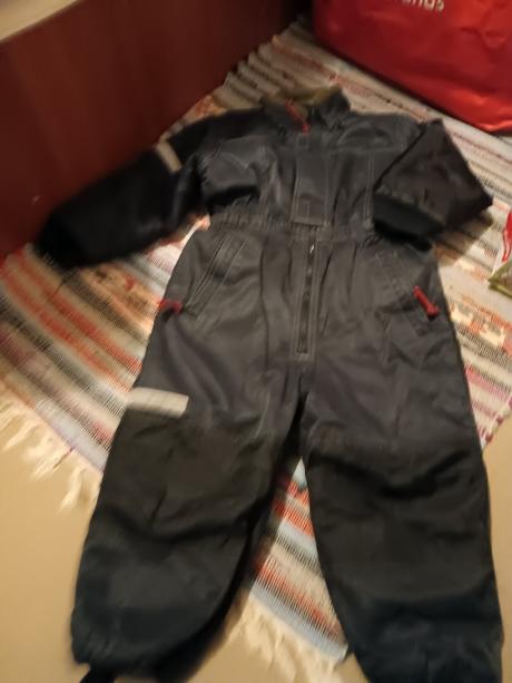 Zimný overal, 98