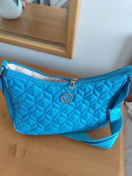 Kabelka vera new york, 