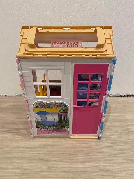 Skladací barbie domcek,