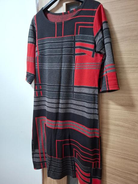 Hrubšie dámske šaty, l