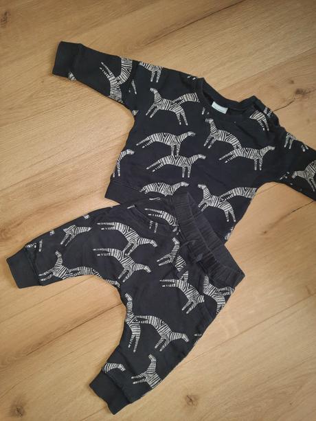 Teplakova supravicka zebrickova 6-9m, next,74