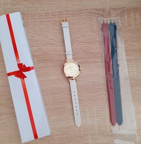 Dámske hodinky + 2 remienky k tomu, pierre cardin