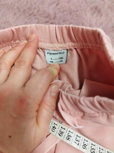 Tepláčiky gate, gate,116