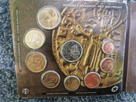 Sada obehových euro mincí sr 2012,