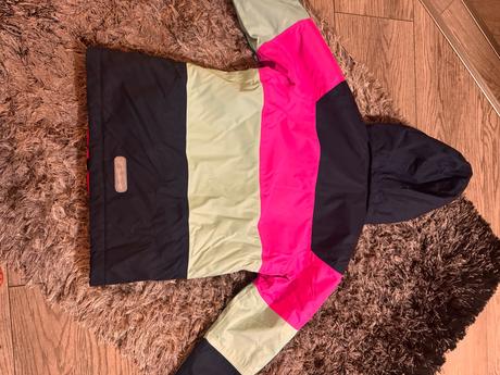 Dievčenská bunda, 140