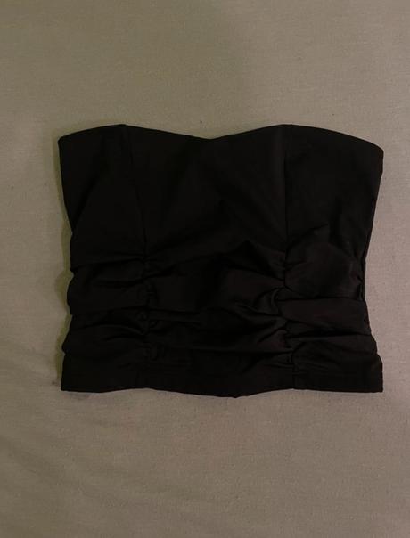 Nariaseny tube top cierny, s