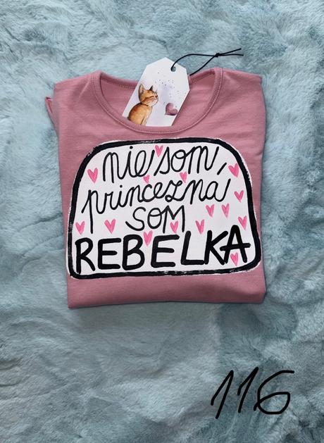 Vtipné tričko, 116
