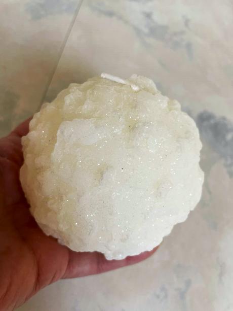 Trblietavá plastická guľa/sviečka,