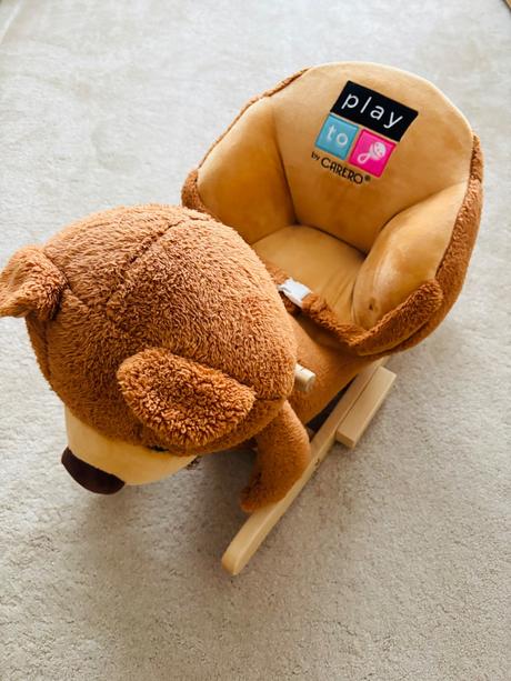 Hojdajúci macko carero, 