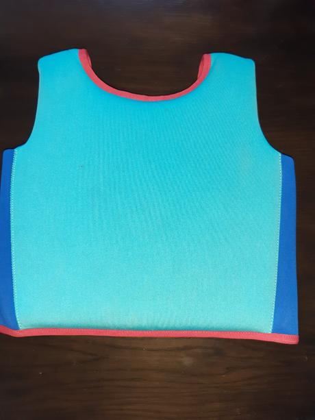 Nabaji plávacia vesta, 