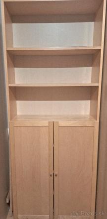 Policová skrinka- knižnica s úložným priestorom, 