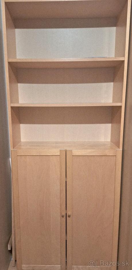 Policová skrinka- knižnica s úložným priestorom, 