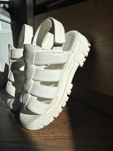 Sandale na platforme, graceland,34