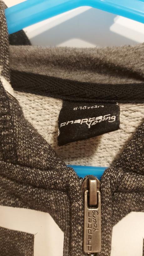 Predám chlapčenskú mikinu veľ.134-140, chapter young,134