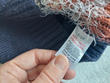 Vianočný teplý svetrík veľ.134, 134