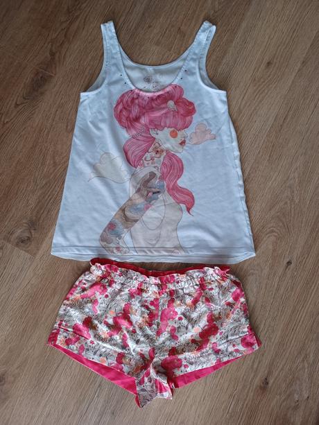 Pyžamo undiz, velkost s, 36