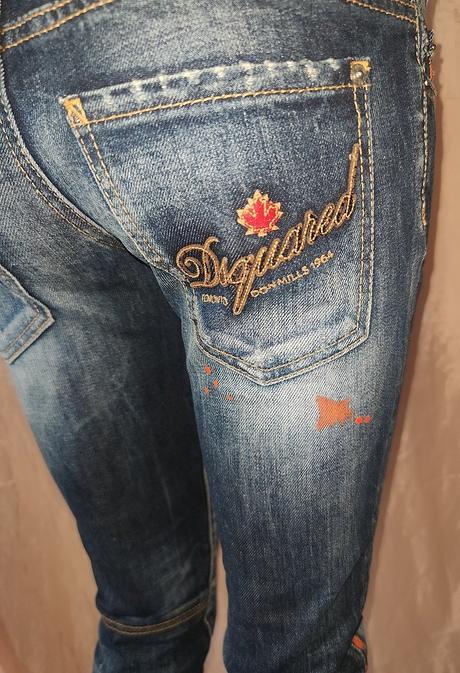 Krásne džínsy dsquared2 38, 38