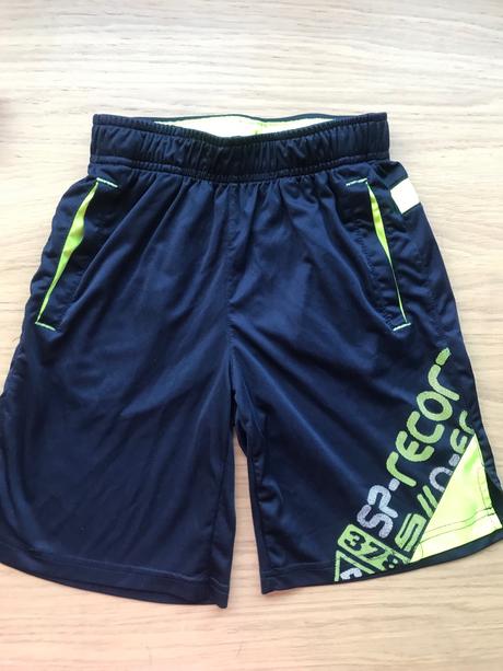 Športové kraťase, 140