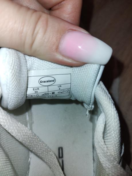 Botasky, graceland,34