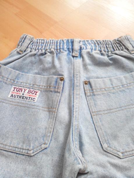 Trištvrťaky 122-128, 122