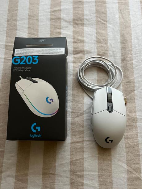 Myš logitech g203 lightsync,