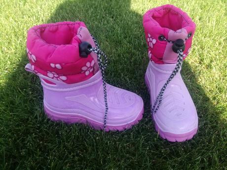 Dievčenské cizmy, baťa,24