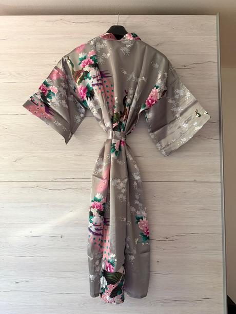 Satenovy zupan / kimono, l / m / s / xs