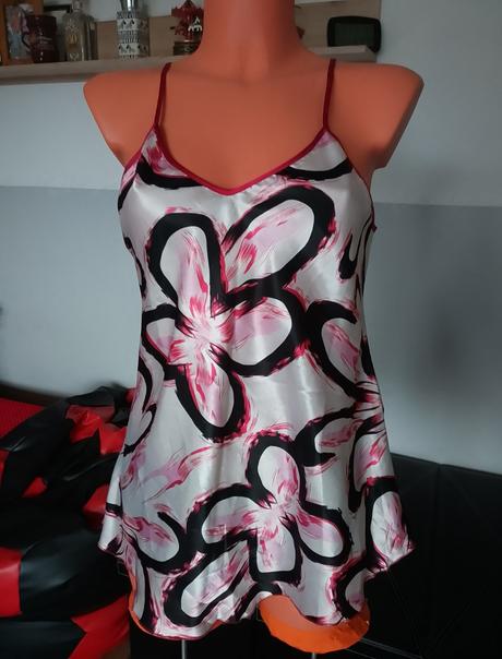 Saténová nočná košeľa v.m, m