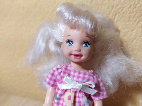 Barbie kelly potty training (10),