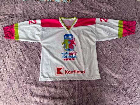 Dievčenský hokejový dres, 134