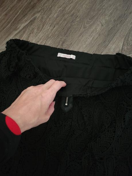 Čipkovaná sukňa s-m, pull&bear,m