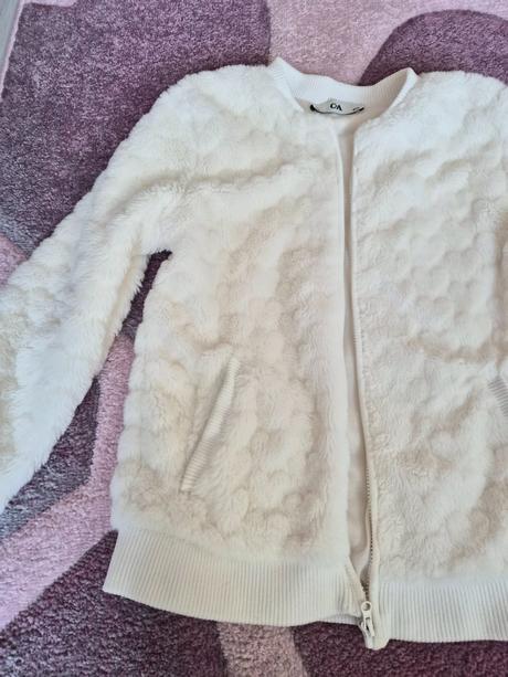 Prechodna bundicka, c&a,134