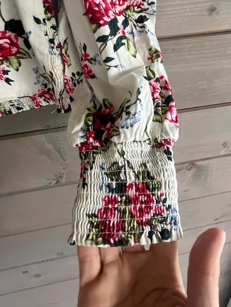 Nádherný romantický top, vero moda,s