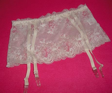 De lafense zlty suknickovy podvazkovy pas, xs