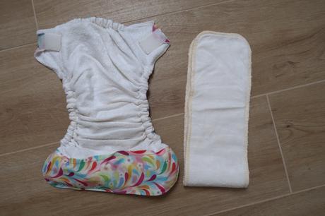 Kapsová plenka aio - floral, majab