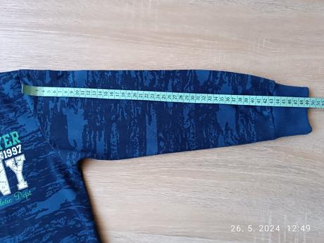 Mikina, 140
