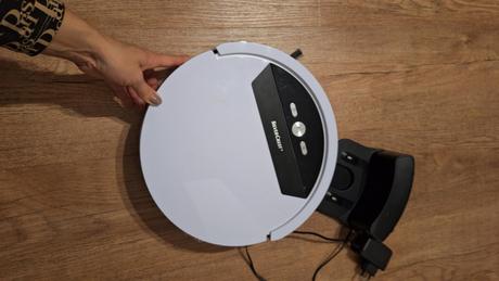 Robotický  vysávač, silver crest