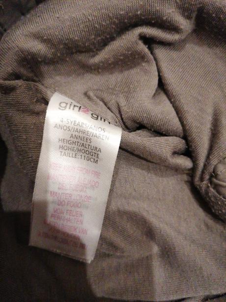 Podsite nohavice, girl2girl,110