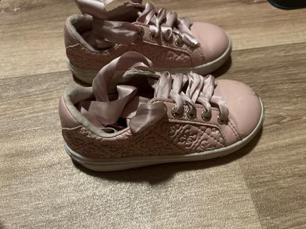 Tenisky guess, guess,24