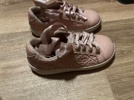 Tenisky guess, guess,24