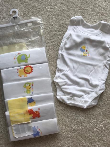 7 pack body značka mothercare (veľ. 0-3mes.), mothercare,62
