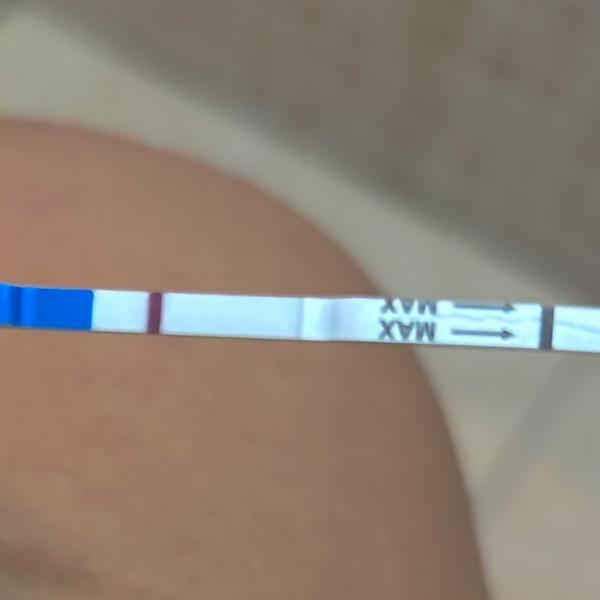 Vidíte slabú druhú čiaru na teste?